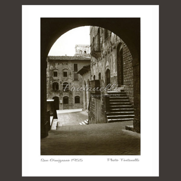 historic picture san gimignano tuscany 9