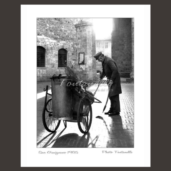 historic picture san gimignano tuscany man at work 7