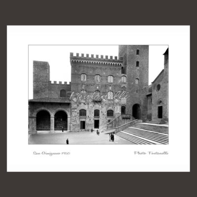historic picture san gimignano tuscany black and white 59