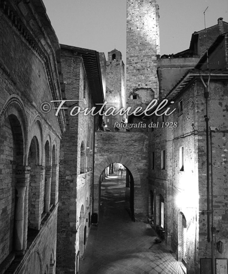 Foto Via San Matteo, San Gimignano, Toscana