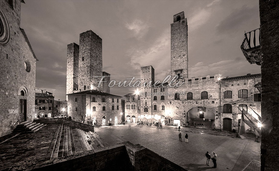 san-gimignano-bianco-nero-1-senza-passepartout